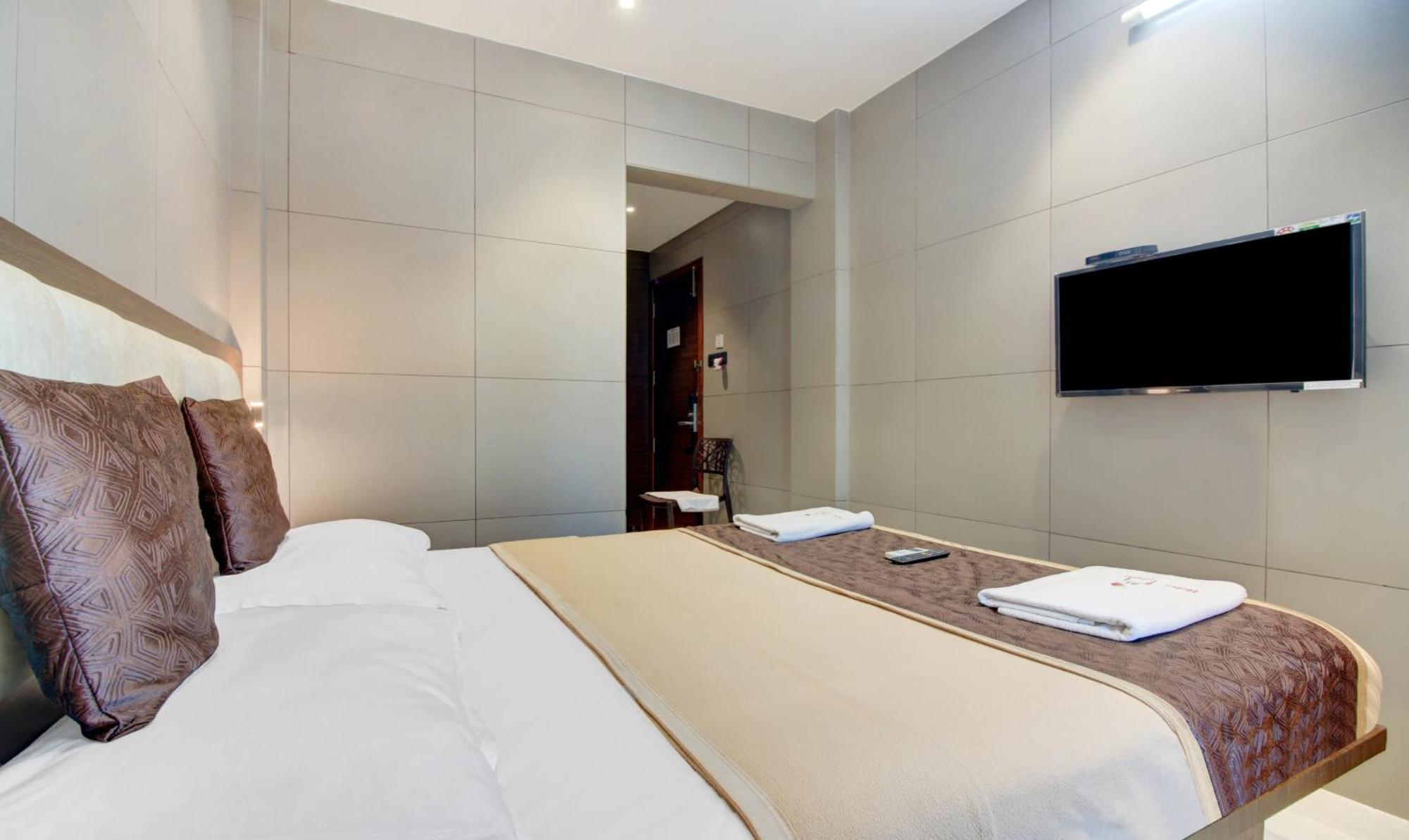 Hotel Leela Kalyān Exteriér fotografie